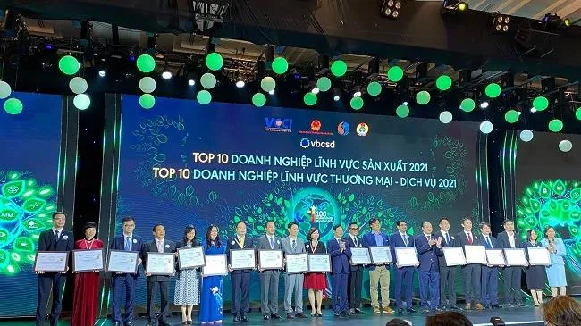 6 năm liên tiếp PNJ được vinh danh Top 10 doanh nghiệp phát triển bền vững