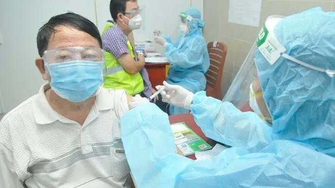 Việt Nam đã tiếp nhận hơn 160,7 triệu liều vaccine phòng COVID-19