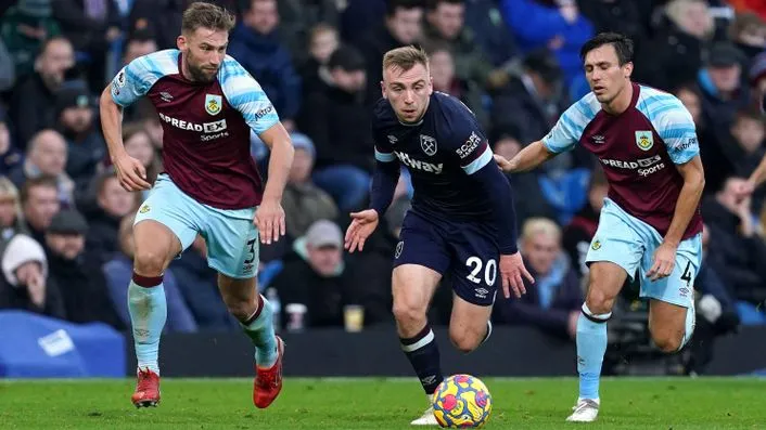 Kết quả Ngoại hạng Anh 13/12: West Ham hòa, MU hưởng lợi