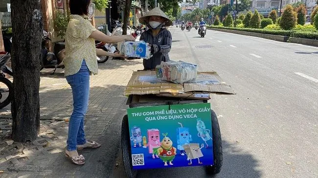 Áp dụng nền tảng công nghệ số trong thu gom vỏ hộp giấy đựng đồ uống đã qua sử dụng