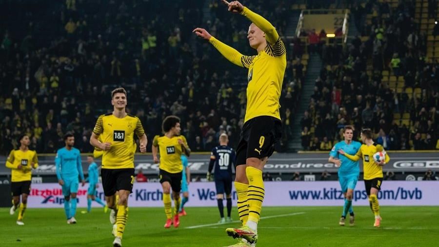 Bóng đá Đức 16/12: Dortmund thu hẹp khoảng cách với Bayern