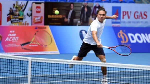 Tin tennis 18/12: Trịnh Linh Giang vào chung kết đơn nam