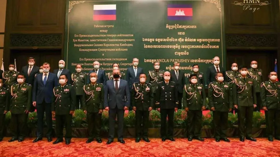 Nga và Campuchia tăng cường hợp tác giữa quân đội hai nước