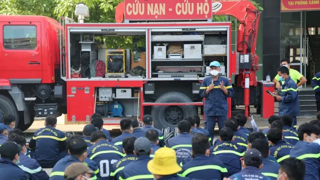 Phòng PC07 tập huấn chuyên sâu nghiệp vụ chữa cháy và CNCH năm 2022