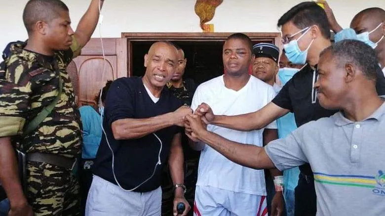 Bộ trưởng Madagascar sống sót sau 12 giờ lênh đênh trên biển