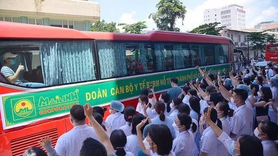 10 hoạt động tiêu biểu của ngành y tế TPHCM trong năm 2021