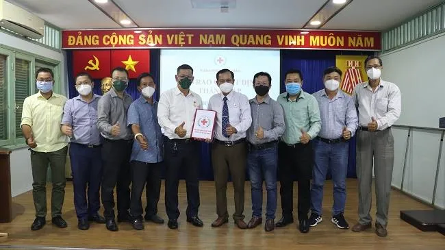 Thành lập CLB doanh nhân Chữ thập đỏ TPHCM và CLB Vì sức khỏe cộng đồng