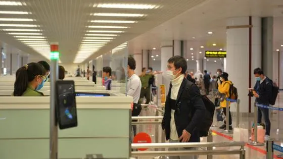 Từ ngày 1/1/2022: TPHCM triển khai quy trình 5 bước giám sát cách ly người nhập cảnh