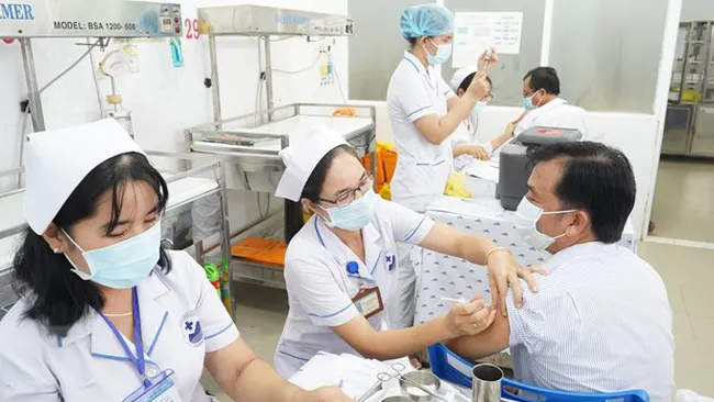 Việt Nam đã có hơn 1,73 triệu ca mắc Covid-19 trong 2 năm qua