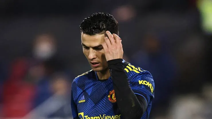 Ngoại hạng Anh 22/1: Ronaldo bị giảm lương nếu MU không vào Top 4