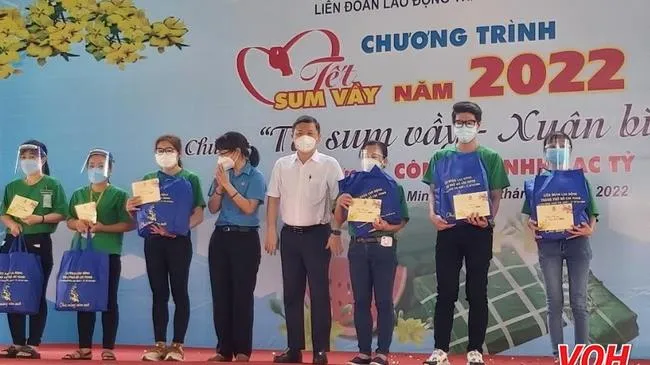 “Tết sum vầy – Xuân bình an năm 2022 chăm lo gia đình công đoàn viên