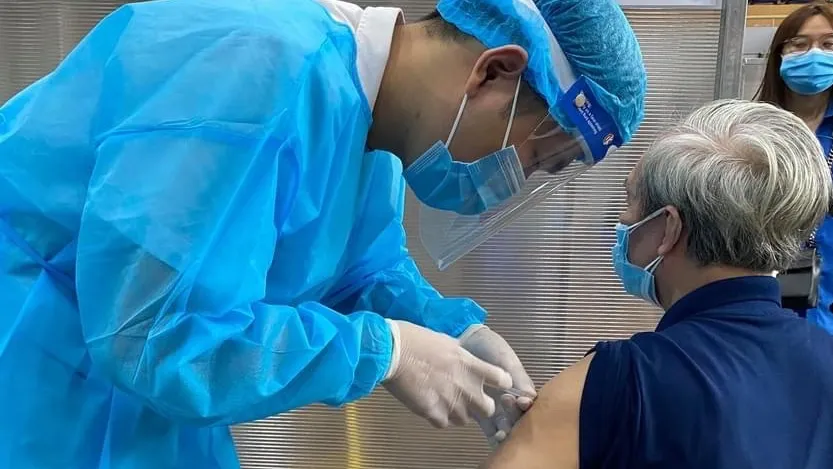 51 tỉnh, TP có tỷ lệ bao phủ mũi 2 vaccine phòng COVID-19 trên 90%