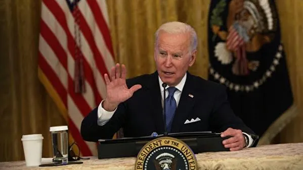 Tình hình Nga-Ukraine căng thẳng, Biden họp trực tuyến với lãnh đạo NATO