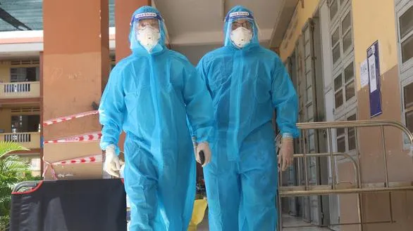 Tin nóng sáng 16/2/2022: TPHCM đánh giá dịch theo hướng dẫn mới