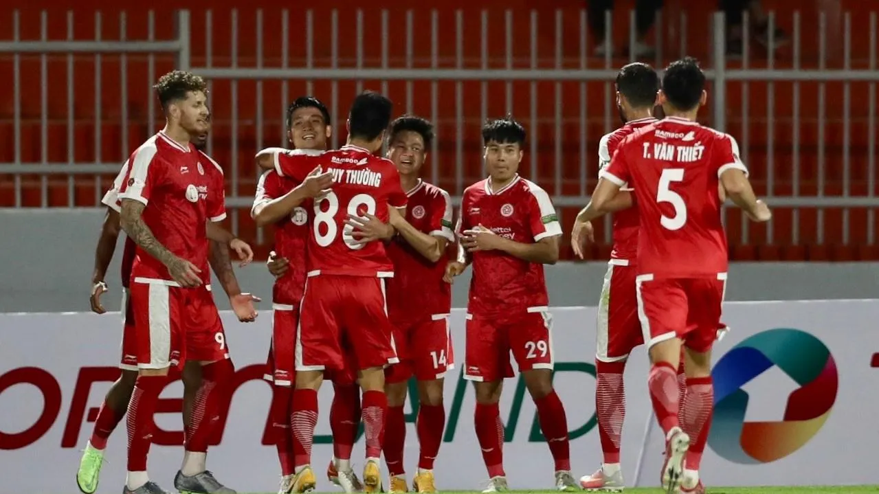 Kết quả V-League 25/2: ĐKVĐ Viettel ra quân thắng lợi