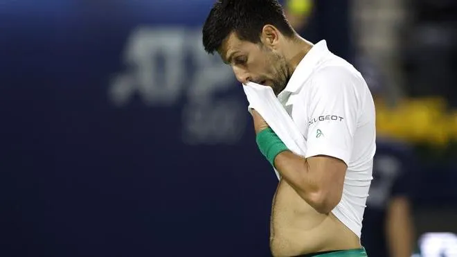 Tin tennis 2/3: Không tiêm vaccine, Djokovic khó dự Indian Wells