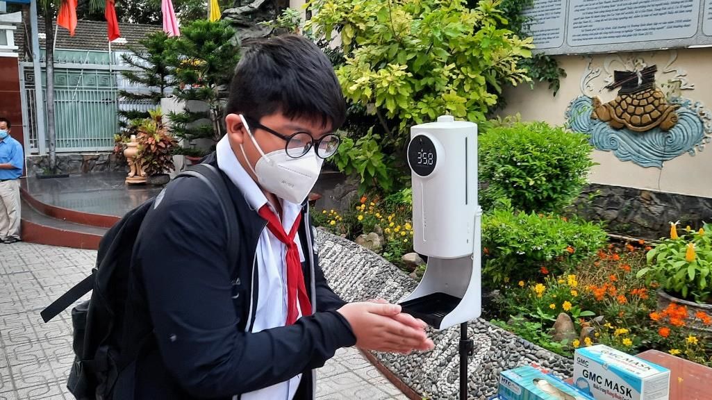 Mỗi trường học được cấp 20 bộ test nhanh và được cấp bổ sung khi có nhu cầu