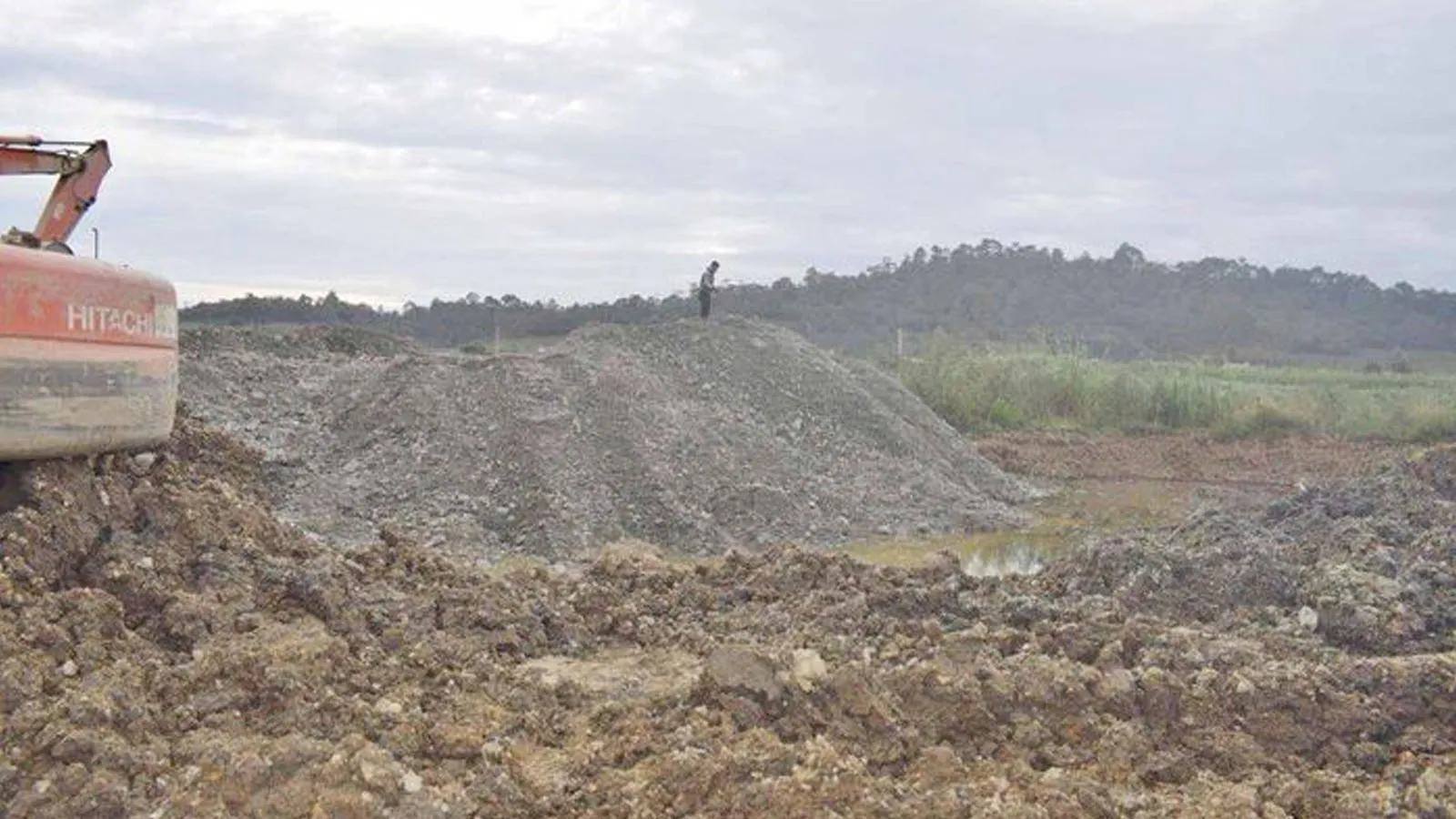 Khai thác vàng trái phép, một người bị phạt hơn 800 triệu đồng