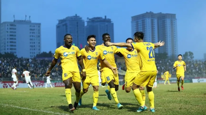 Kết quả V-League 2022: HAGL đứt mạch 13 trận bất bại