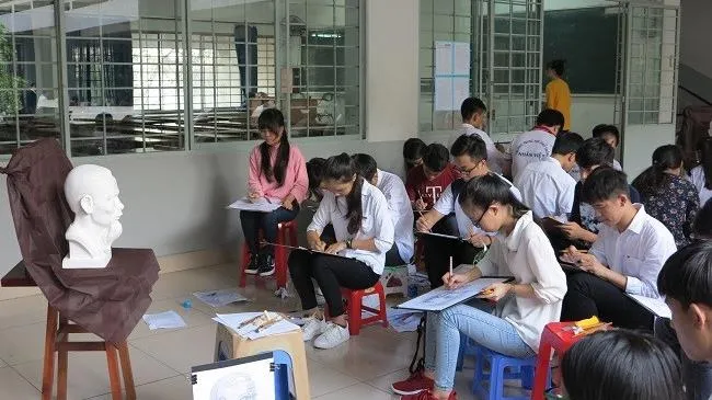 Đại học Kiến trúc TPHCM chỉ tổ chức 1 đợt thi năng khiếu năm 2022