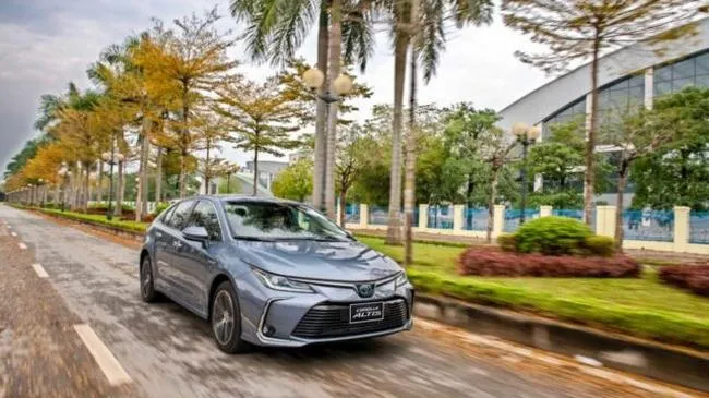 Toyota Corolla 2022 giá bao nhiêu tại Việt Nam?