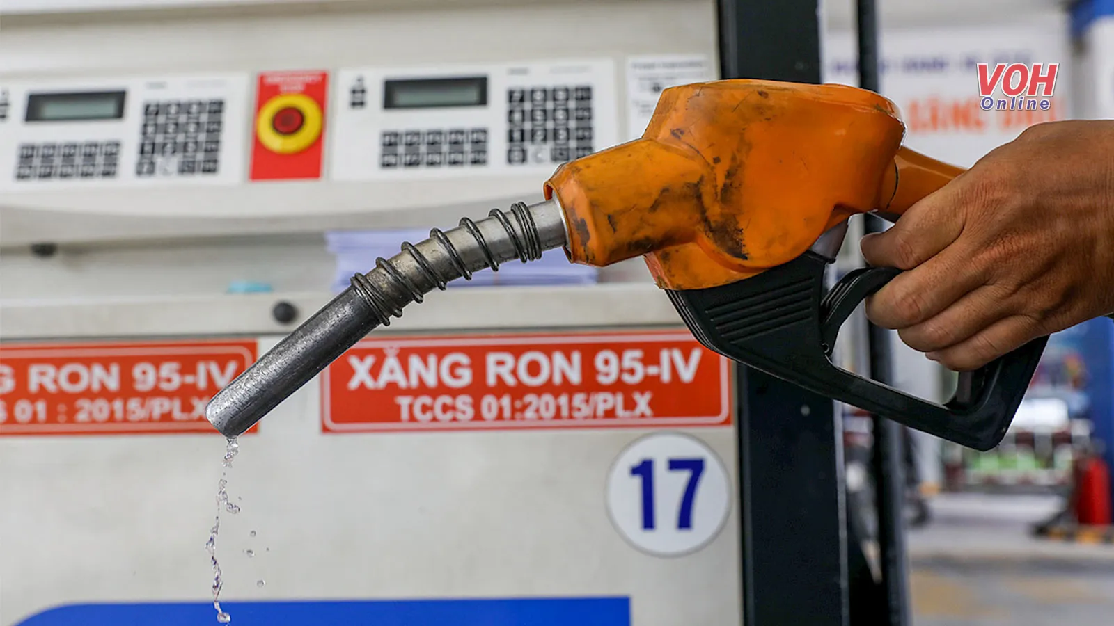 Tin nhanh trưa 20/3: Giá xăng dầu có thể giảm mạnh vào ngày mai