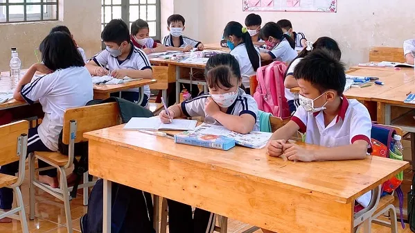 Gian nan đường đến lớp