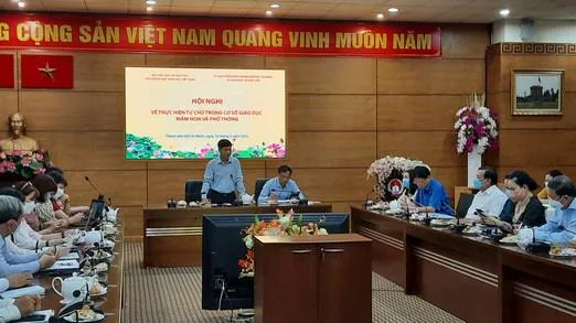 Trường tiên tiến hội nhập quốc tế là mô hình trường quá độ  lên tự chủ