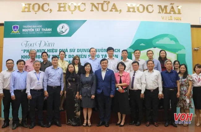 Tặng gần 3.400 cuốn sách khoa học kỹ thuật do World Scientific xuất cho 25 trường đại học, cao đẳng