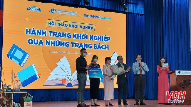 Hành trang khởi nghiệp từ những trang sách