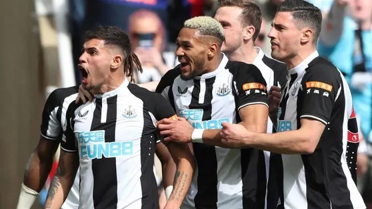 Premier League 18/4: Newcastle bỏ xa nhóm cầm đèn đỏ