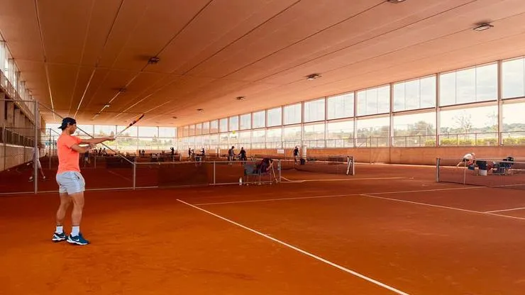 Tin tennis 19/4: Nadal sớm trở lại tập luyện sau chấn thương