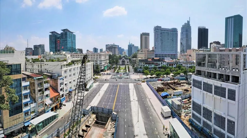 Tin nóng tối 20/4: Đường Lê Lợi dỡ lô cốt trước 30/4 sau 6 năm làm Metro