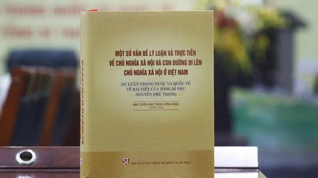 Xây dựng chủ nghĩa xã hội ở Việt Nam là con đường tất yếu của cách mạng Việt Nam