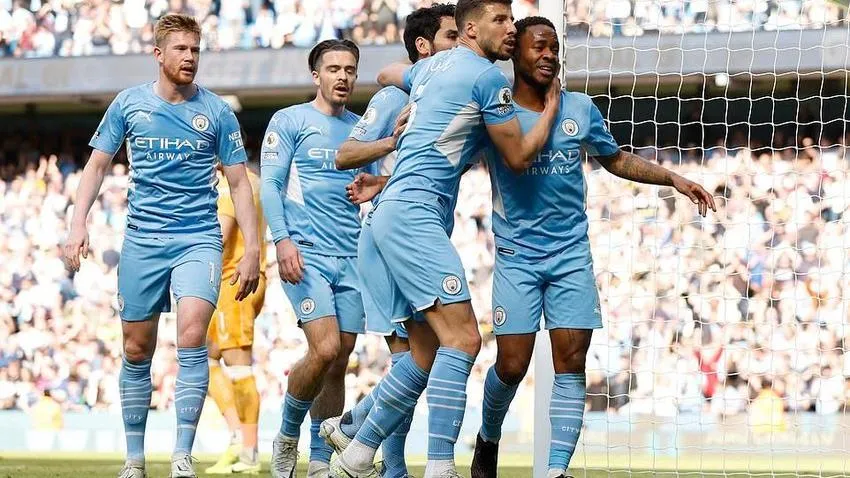 Kết quả Ngoại hạng Anh 9/5: Hơn Liverpool 3 điểm, Man City tiến gần chức vô địch