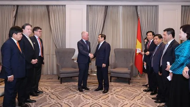 Thủ tướng thúc đẩy quỹ lớn hàng đầu thế giới đầu tư nhiều hơn tại Việt Nam