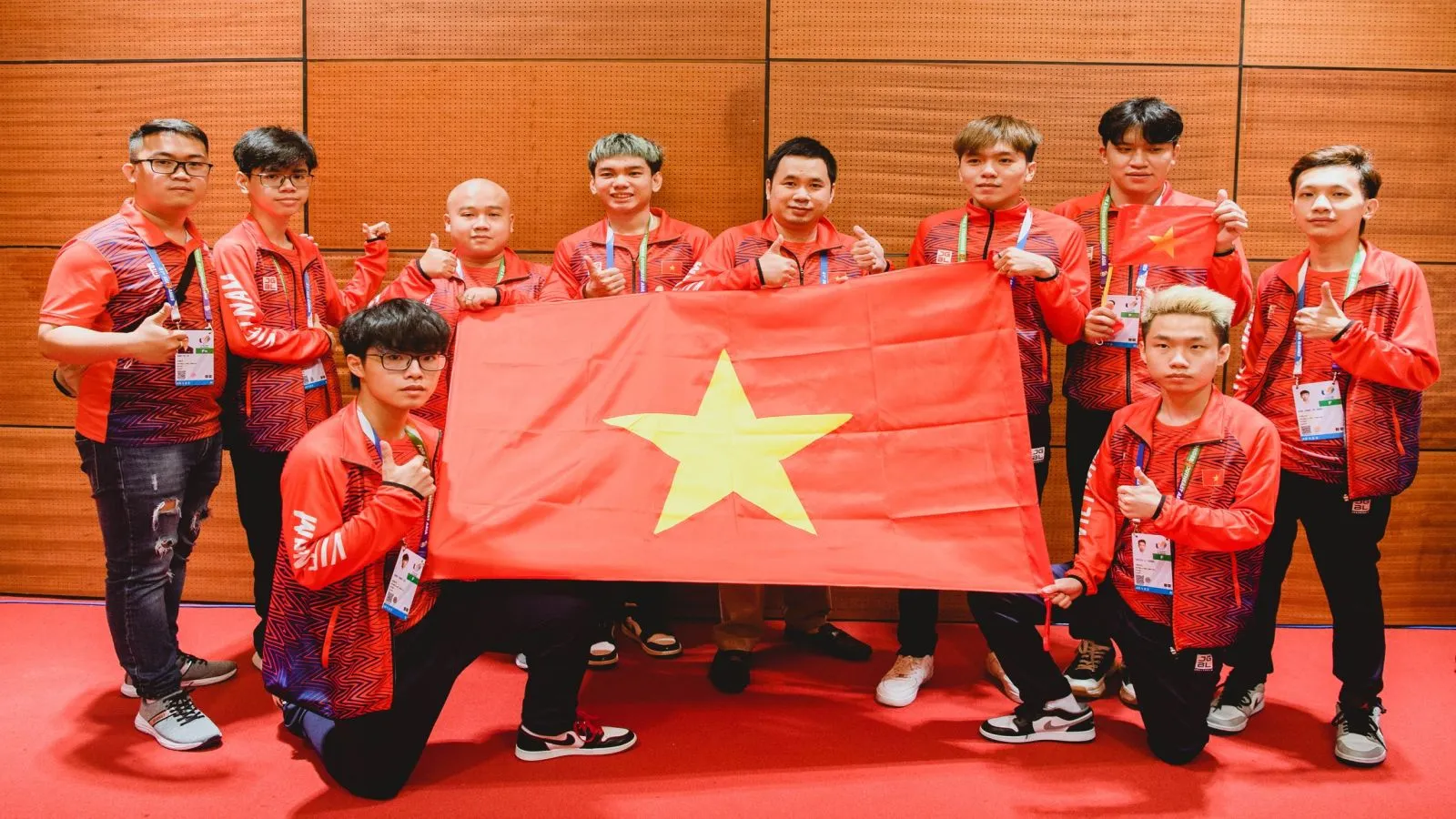 Liên Quân Mobile: Hai ứng cửa viên cho HCV SEA Games 31 cùng thể hiện sức mạnh