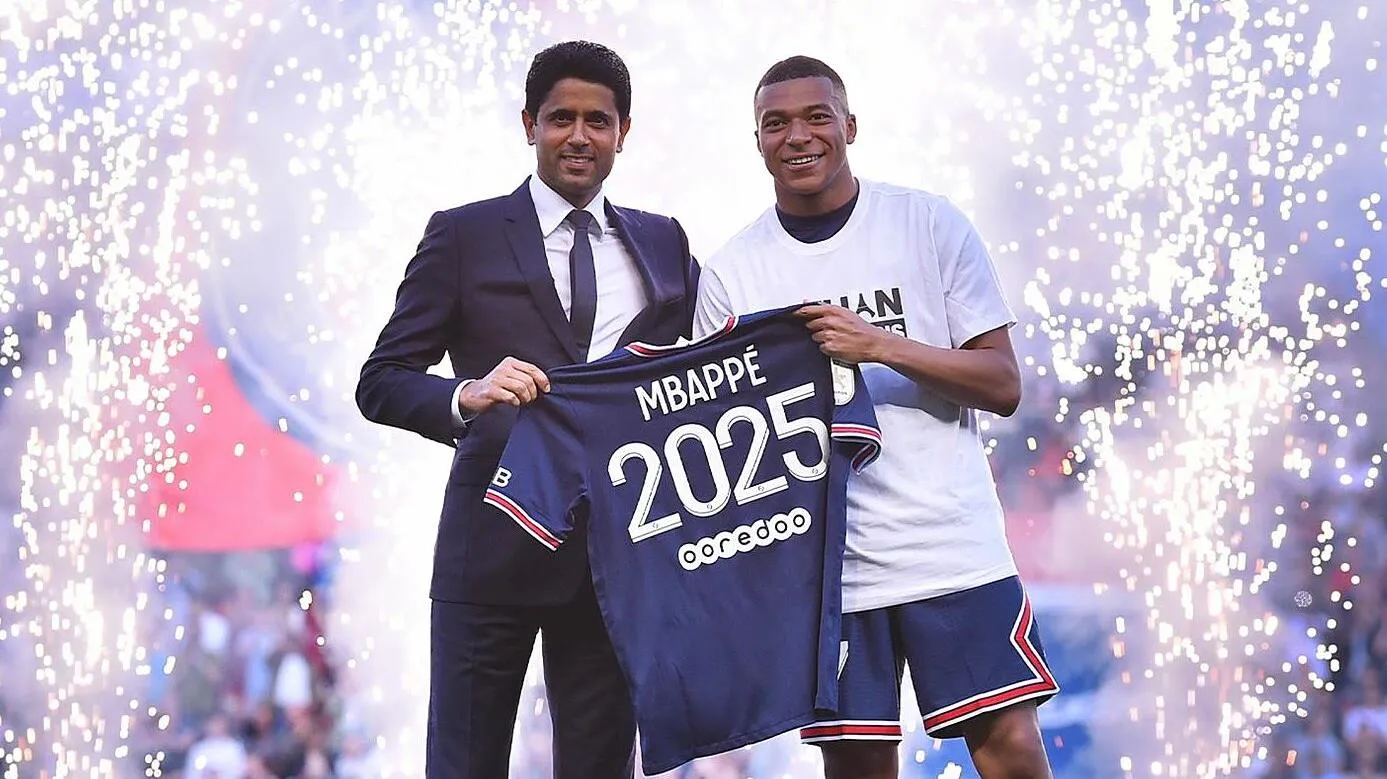 Vòng cuối cùng Ligue 1 2022: Mbappe mừng ở lại với PSG bằng 3 bàn thắng