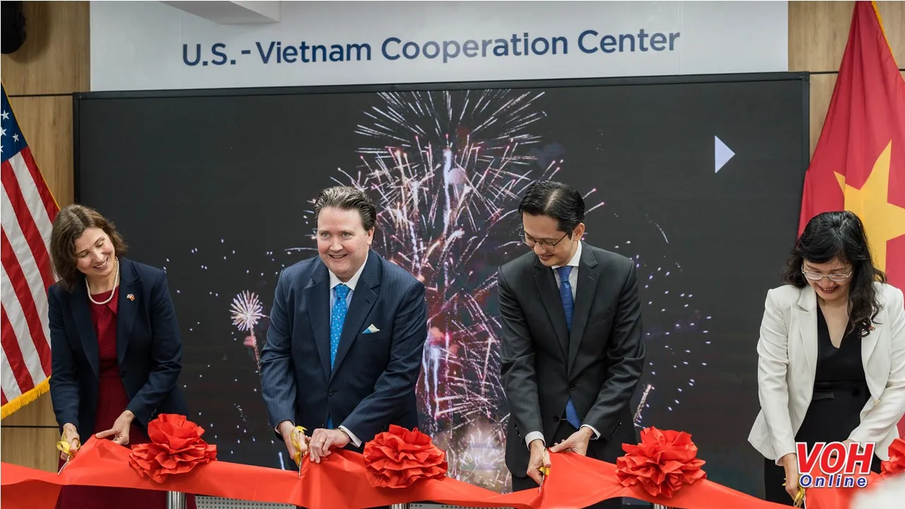 Khai trương Trung tâm Hợp tác Việt Nam – Hoa Kỳ