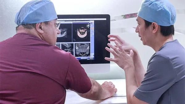 Hy vọng mới cho người răng lung lay, mất răng toàn hàm