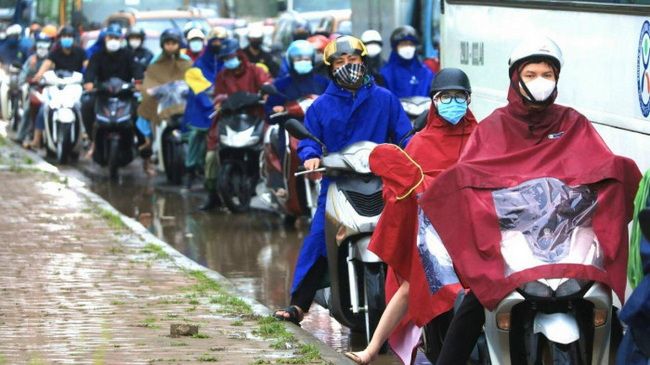 Dự báo thời tiết ngày mai 5/6/2022: Vùng núi và trung du Bắc Bộ có nơi mưa rất to