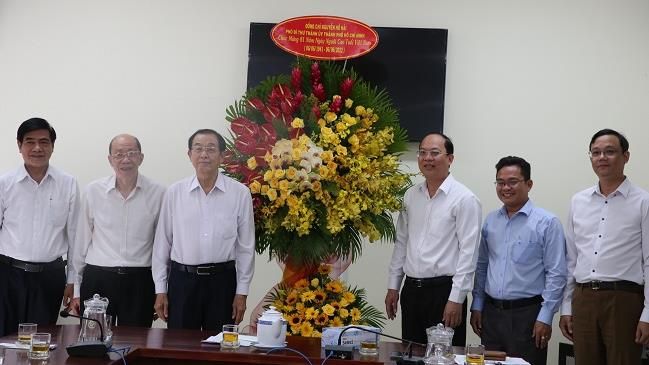 Phó Bí thư Thành ủy TPHCM thăm chúc mừng Hội người cao tuổi TPHCM