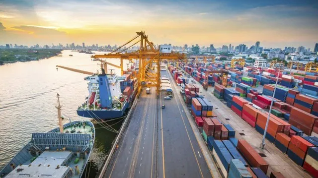Xem xét điều chỉnh phí hạ tầng cảng biển trong tháng 7/2022