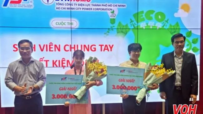 Trao giải cuộc thi “Sinh viên chung tay tiết kiệm điện”