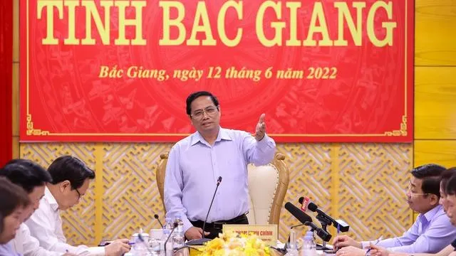 Thủ tướng Phạm Minh Chính làm việc với ban thường vụ Tỉnh ủy Bắc Giang