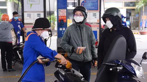 Tin nóng trưa 13/6: Giá dầu diesel có thể tăng gần 3.000 đ/lít