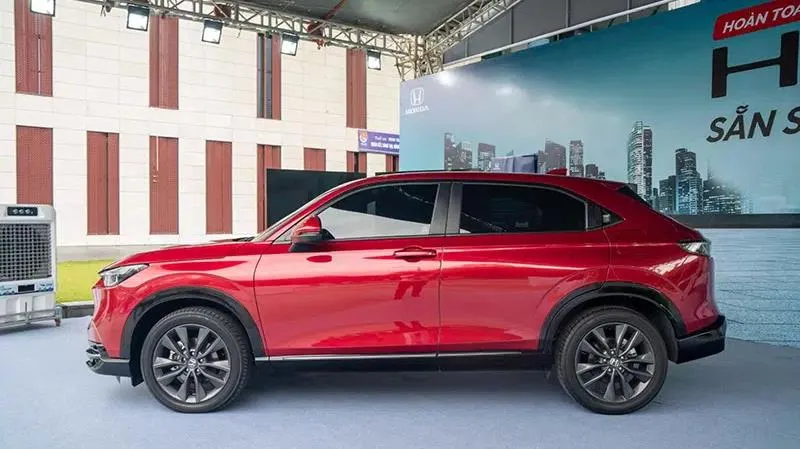 Giá xe ô tô Honda HR-V 2022 tân binh bao nhiêu?