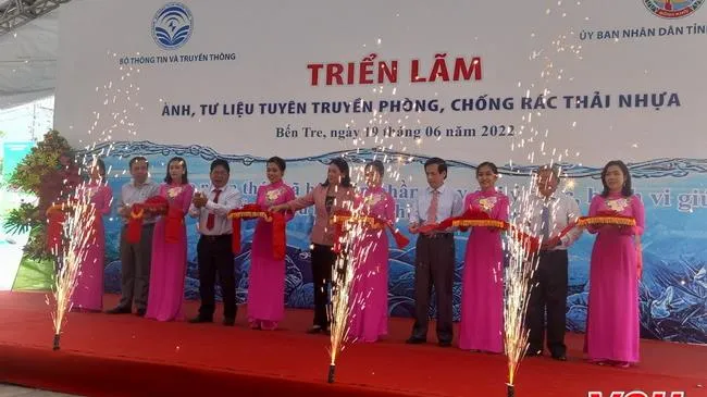 Triển lãm tuyên truyền phòng, chống rác thải nhựa 2022 tại Bến Tre