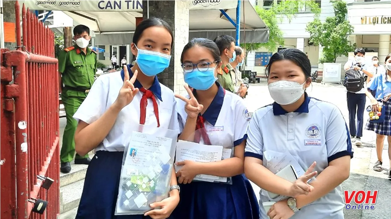 Điểm chuẩn lớp 10 năm 2022 tại TPHCM (chuyên/tích hợp)