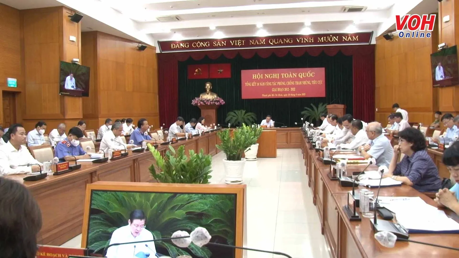 Nâng cao niềm tin của nhân dân đối với Đảng trong công tác phòng, chống tham nhũng, tiêu cực